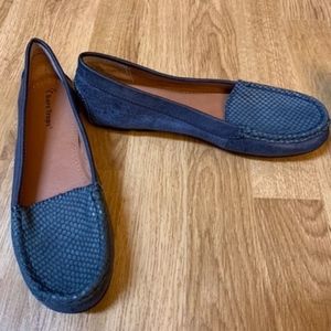 Navy blue leather flats